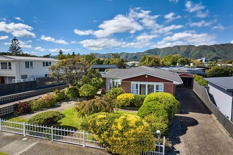 Photo of property in 66 Wai-iti Crescent, Woburn, Lower Hutt, 5010