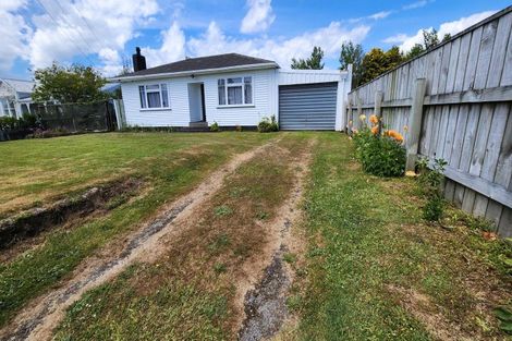 Photo of property in 11 Richmond Street, Fitzroy, New Plymouth, 4312