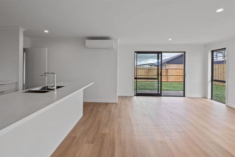 Photo of property in 4 Gemstone Place, Rolleston, 7615