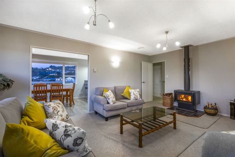 Photo of property in 6 Langwell Place, Papakowhai, Porirua, 5024