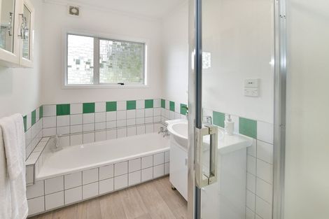 Photo of property in 30 Bay Vista Drive, Red Beach, 0932