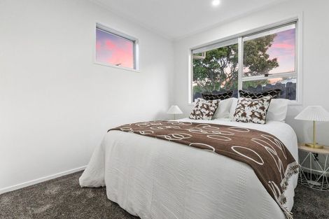 Photo of property in 40b Tiroroa Avenue, Te Atatu South, Auckland, 0610