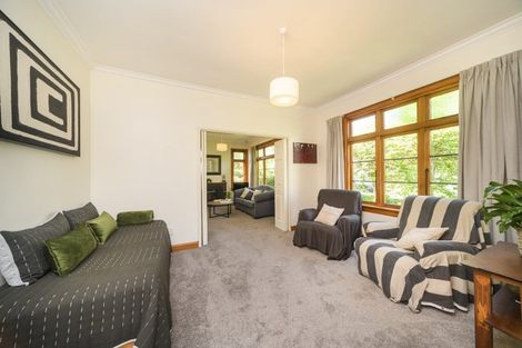 Photo of property in 32 Rangitira Avenue, Palmerston North, 4414