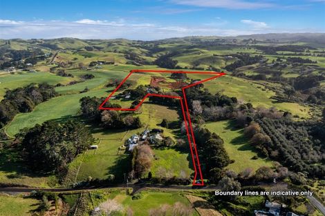 Photo of property in 166 Holmes Road, Waiuku, 2682