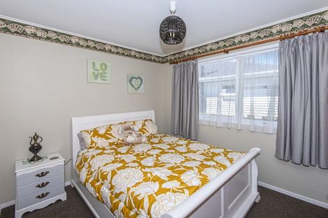 Photo of property in 65 Gorge Road, Maungaturoto, 0520