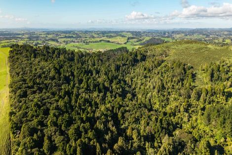 Photo of property in 121 Mount Albion Rise, Taupaki, Henderson, 0782