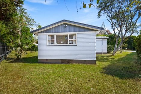 Photo of property in 1 Normandy Place, Henderson, Auckland, 0610