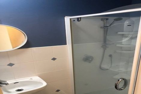 Photo of property in 51 Saddleback Rise, Murrays Bay, Auckland, 0630