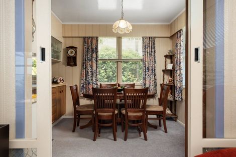 Photo of property in 234 Welcome Bay Road, Welcome Bay, Tauranga, 3112