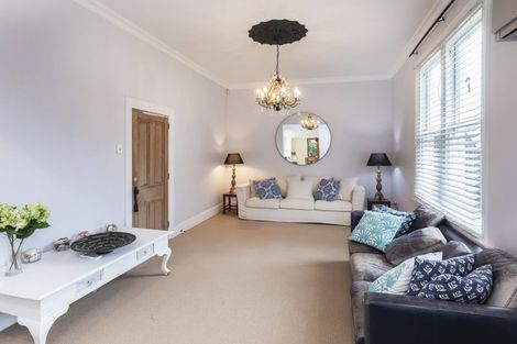 Photo of property in 79 North Avon Road, Richmond, Christchurch, 8013