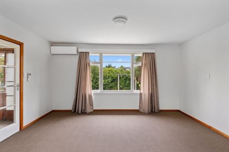 Photo of property in 11 Barclay Place, Burwood, Christchurch, 8061