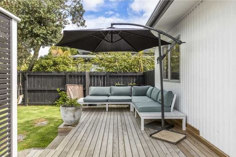 Photo of property in 122a The Circle, Manly, Whangaparaoa, 0930