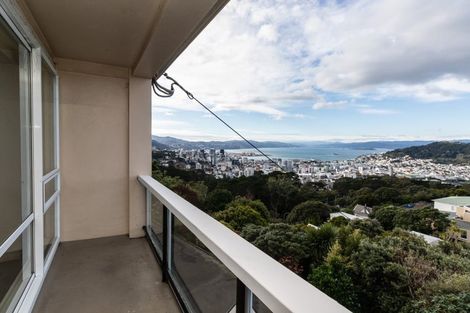 Photo of property in Harbour View Apartments, 147 Ohiro Road, Brooklyn, Wellington, 6021