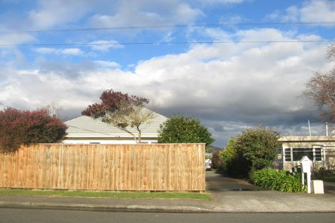 Photo of property in 305b Terrace Road, Parkvale, Hastings, 4122