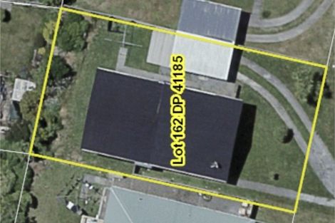 Photo of property in 63 Ruskin Road, Newlands, Wellington, 6037