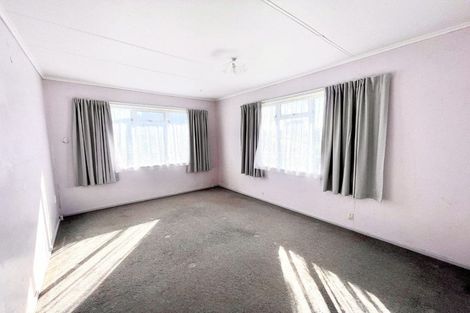 Photo of property in 1 Kapiti Terrace, Castlecliff, Whanganui, 4501