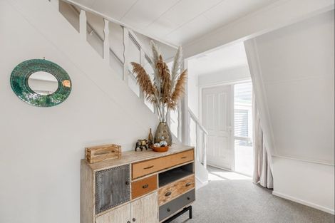 Photo of property in 82b Raumati Road, Raumati Beach, Paraparaumu, 5032