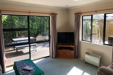 Photo of property in 16a Mars Avenue, Sandringham, Auckland, 1041