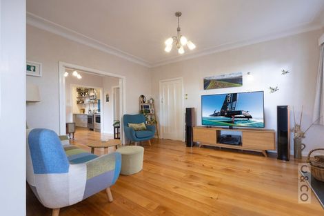 Photo of property in 16 Karaka Street, Helensville, 0800