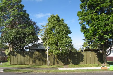 Photo of property in 1/20 Wanaka Place, Pakuranga Heights, Auckland, 2010