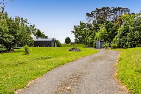 Photo of property in 8 Weka Street, Te Kiri, Opunake, 4682