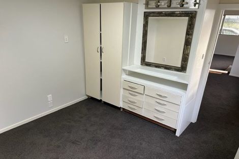 Photo of property in 3/53 Onewa Road, Northcote, Auckland, 0627