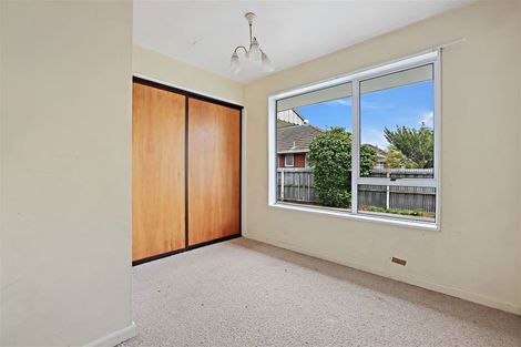 Photo of property in 5 Lochee Road, Upper Riccarton, Christchurch, 8041