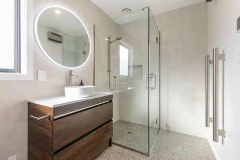 Photo of property in 3b Eltham Road, Blenheim, 7201