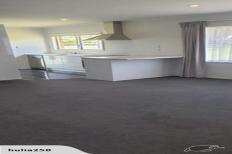 Photo of property in 1/11 Broadview Place, Howick, Auckland, 2014
