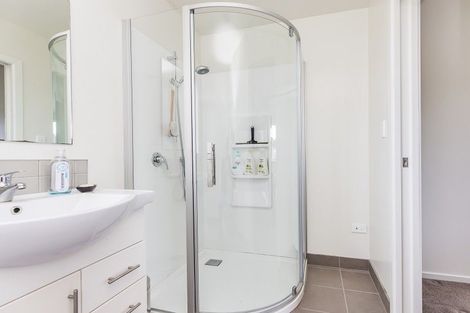 Photo of property in 6/464 Adelaide Road, Berhampore, Wellington, 6023