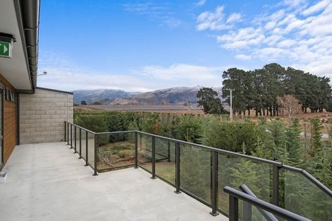 Photo of property in 16 Silverstone Drive, Cromwell, 9384