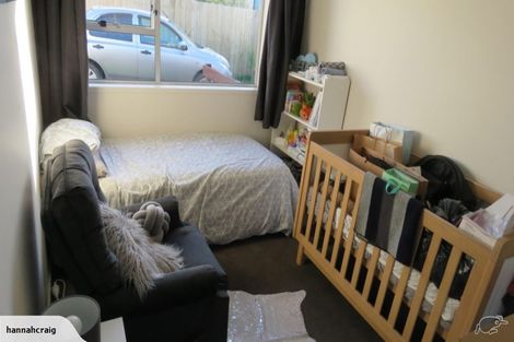 Photo of property in 2/18 Koromiko Street, New Lynn, Auckland, 0600