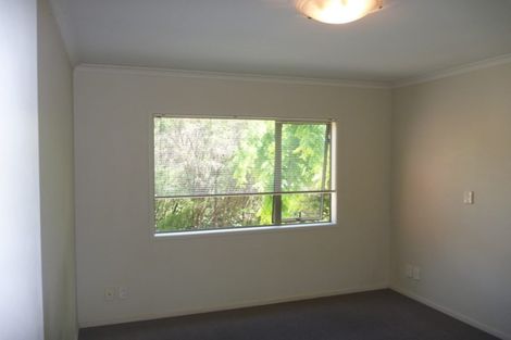 Photo of property in 16 Catrina Avenue, Birkenhead, Auckland, 0626