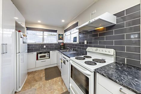 Photo of property in 39 Balloch Street, Randwick Park, Auckland, 2105