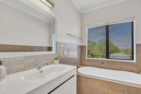 Photo of property in 32e Garbolino Road, Mangawhai, Wellsford, 0975