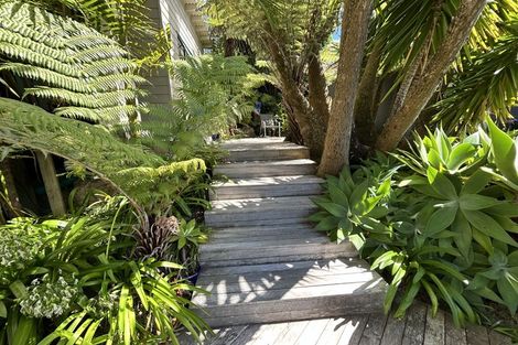 Photo of property in 15a Rukutai Street, Orakei, Auckland, 1071