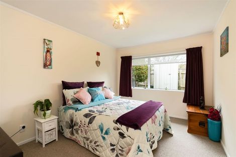 Photo of property in 123b Bartholomew Road, Levin, 5510