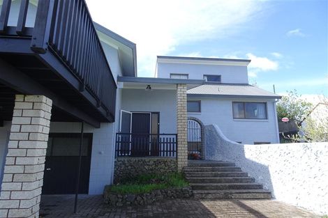 Photo of property in 2 Pamir Place, Welcome Bay, Tauranga, 3112