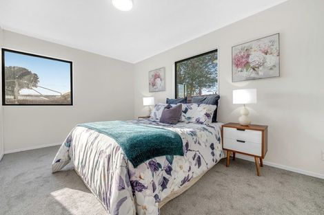 Photo of property in 48 Chelburn Crescent, Mangere East, Auckland, 2024