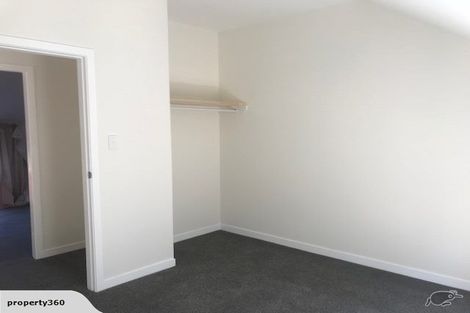 Photo of property in 1 Church Lane, Point Howard, Lower Hutt, 5013