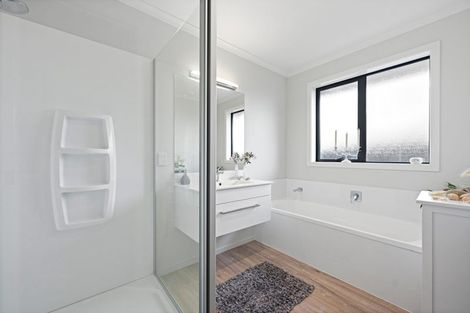 Photo of property in 63 Ladeira Place, Fitzroy, Hamilton, 3206