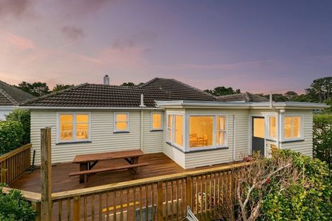 Photo of property in 28 Prospect Terrace, Johnsonville, Wellington, 6037
