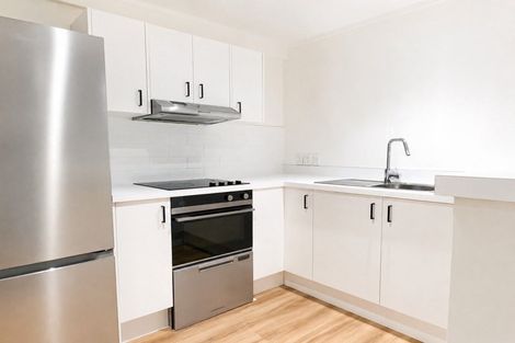 Photo of property in 14a/30 Westward Ho, Glen Eden, Auckland, 0602