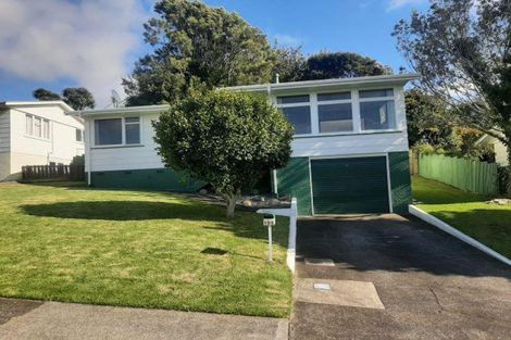Photo of property in 105 Riversdale Drive, Merrilands, New Plymouth, 4312