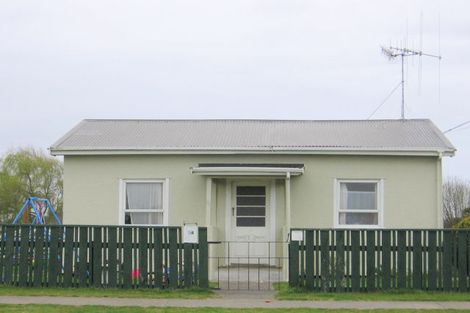 Photo of property in 56 Avenue Road, Foxton, 4814