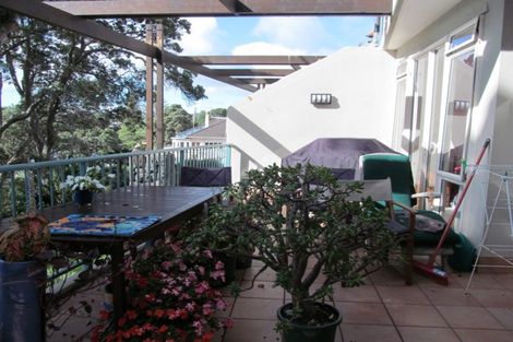 Photo of property in The Sands Apartments, 16/47 The Strand, Takapuna, Auckland, 0622