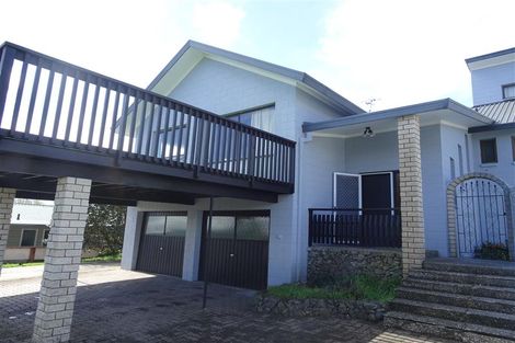 Photo of property in 2 Pamir Place, Welcome Bay, Tauranga, 3112