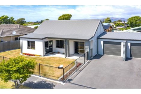 Photo of property in 1/49 Castletown Place, New Brighton, Christchurch, 8083