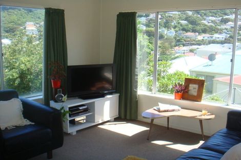 Photo of property in 2 Overtoun Terrace, Hataitai, Wellington, 6021