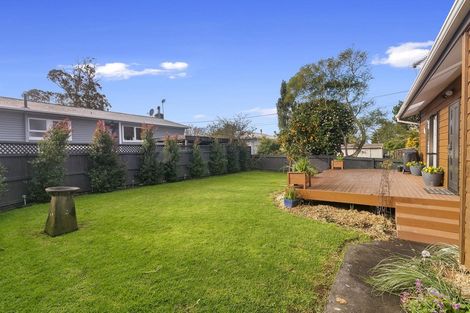 Photo of property in 1/29 Tirimoana Road, Te Atatu South, Auckland, 0602